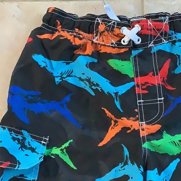 💥 OP size 10/12 swim shorts shark print - Picture 2 of 12
